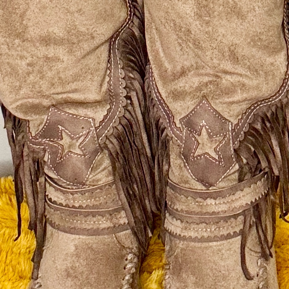 Gypsy Jazz suede taupe boots with fringe detail. - Picture 2 of 2